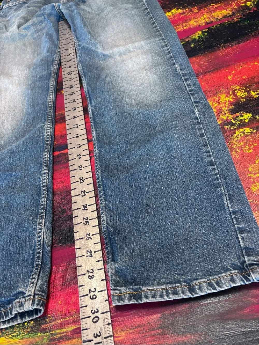 Levi's Men's Faded Blue Straight Jeans